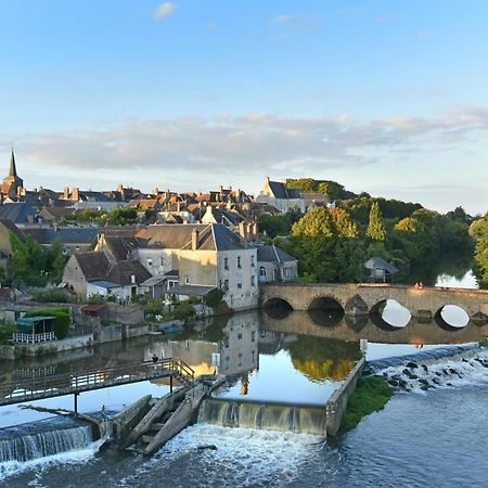Chaleureuse Petite Maison De Bourg Beaumont-sur-Sarthe Kültér fotó