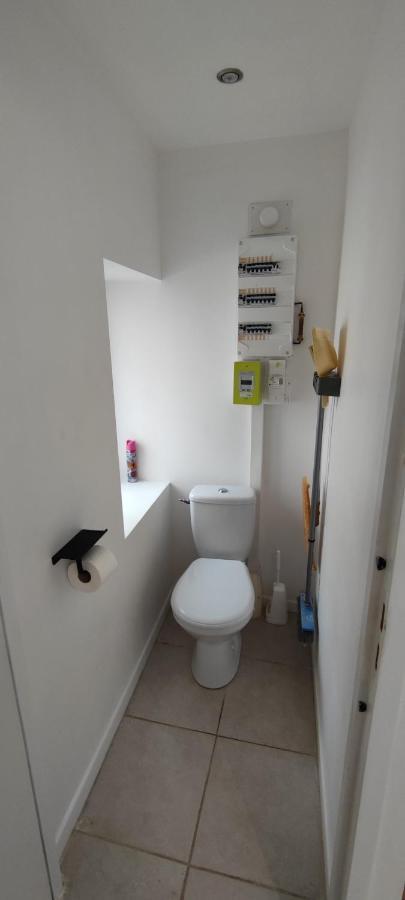 Chaleureuse Petite Maison De Bourg Beaumont-sur-Sarthe Kültér fotó